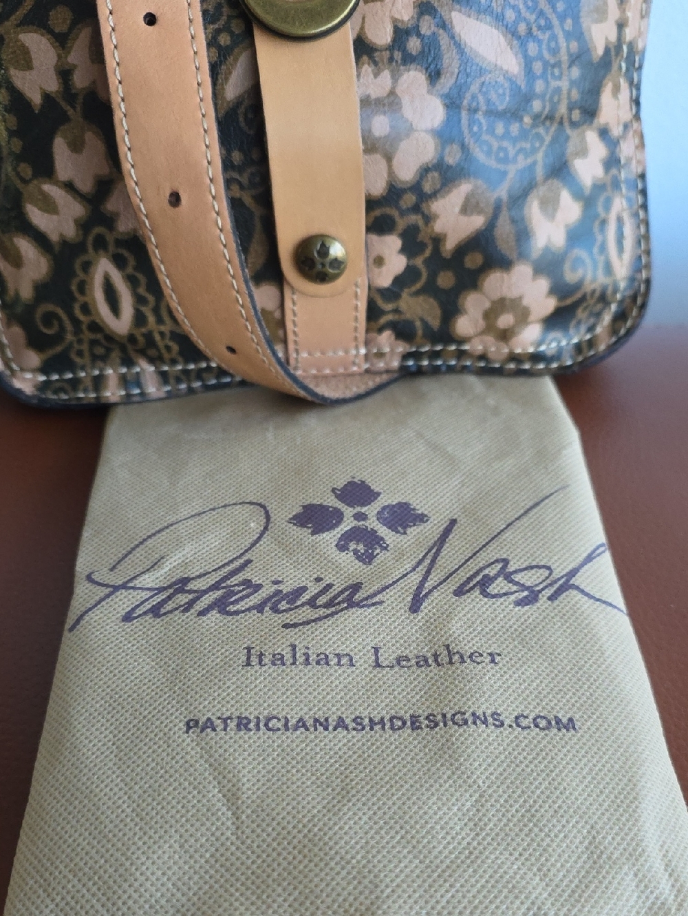PATRICIA NASH NWOT Italian Folklore Tan Crossbody with Dust Bag - Picture 4 of 11